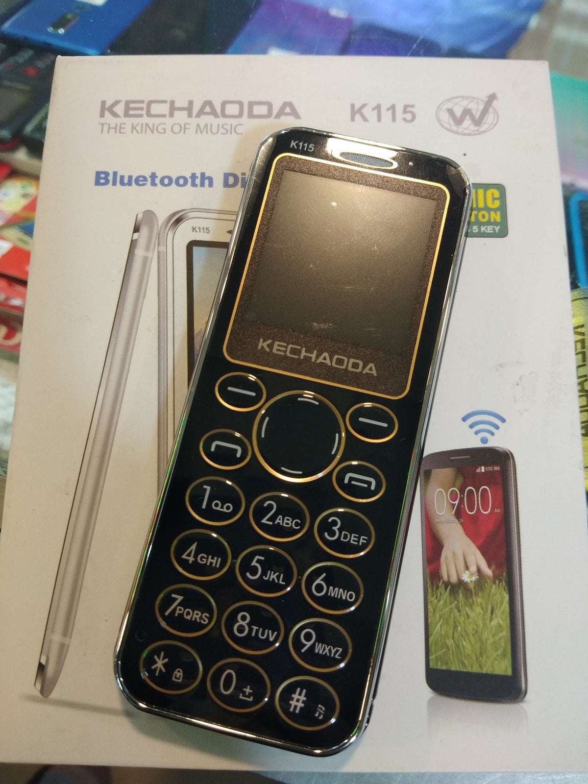 Ultra tanak mobilni telefon k111