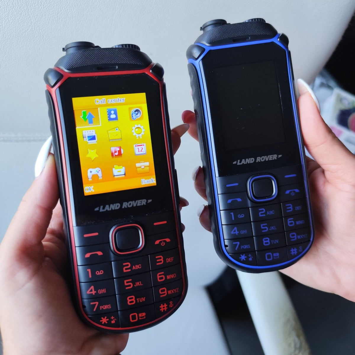 Robusni Land Rover mobilni telefon Dual SIM – Baterija 10.000 mAh, snažan zvučnik i odličan signal za nepristupačne terene